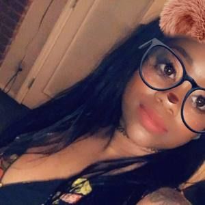 Meet your Posher, Alexzandria